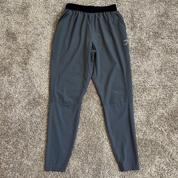 Gymshark Men’s Grey Sport Run Pants Slim Fit Small Running Drawstring Pockets - Picture 1 of 14